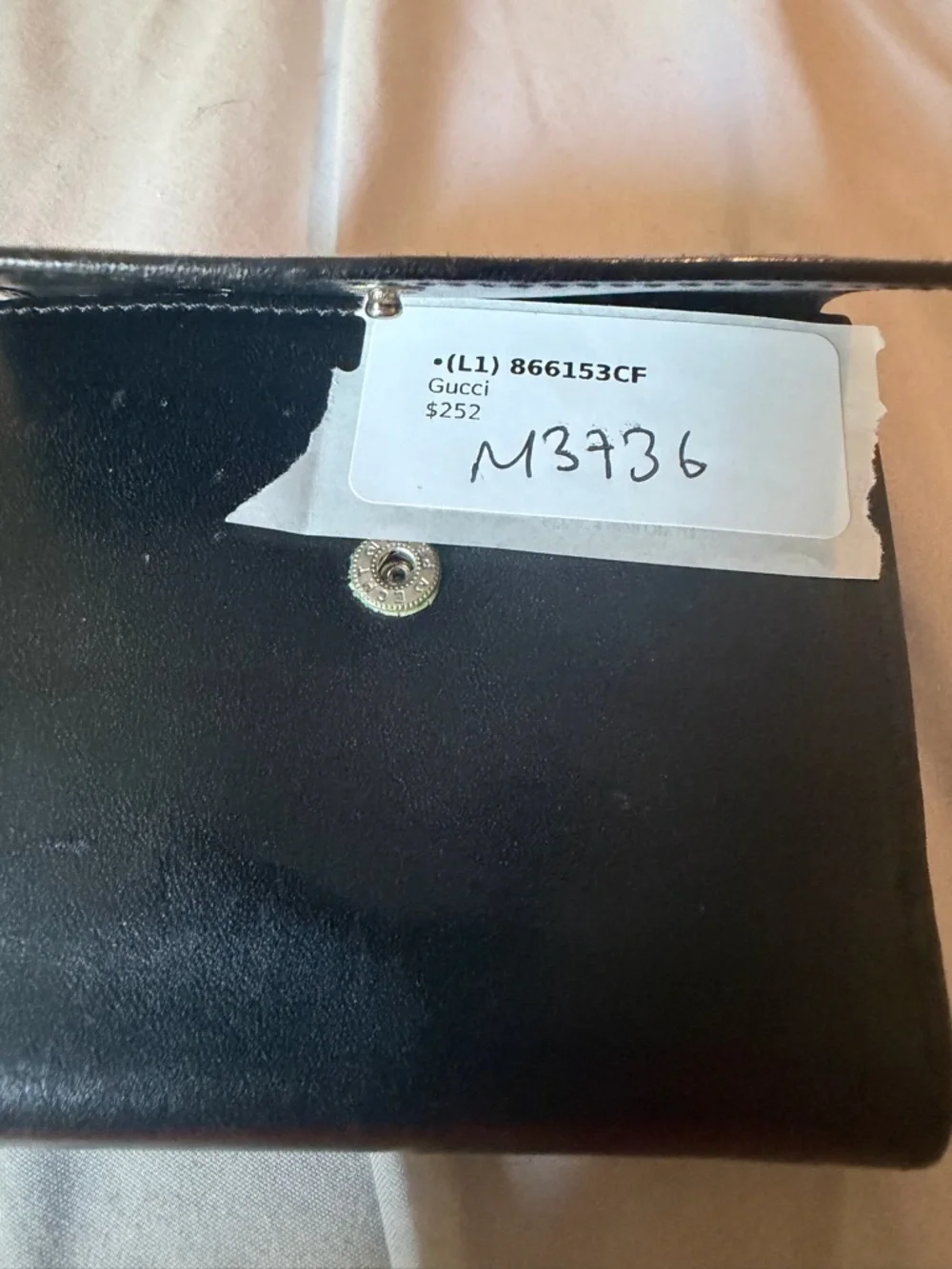 Gucci Black Leather Wallet - Picture 1 of 3
